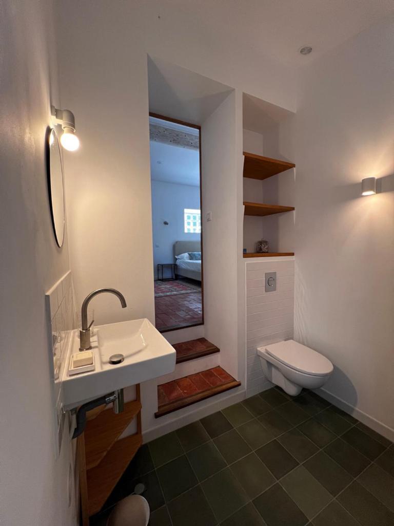 Montjustin Bergerie Bed & Breakfast エクステリア 写真