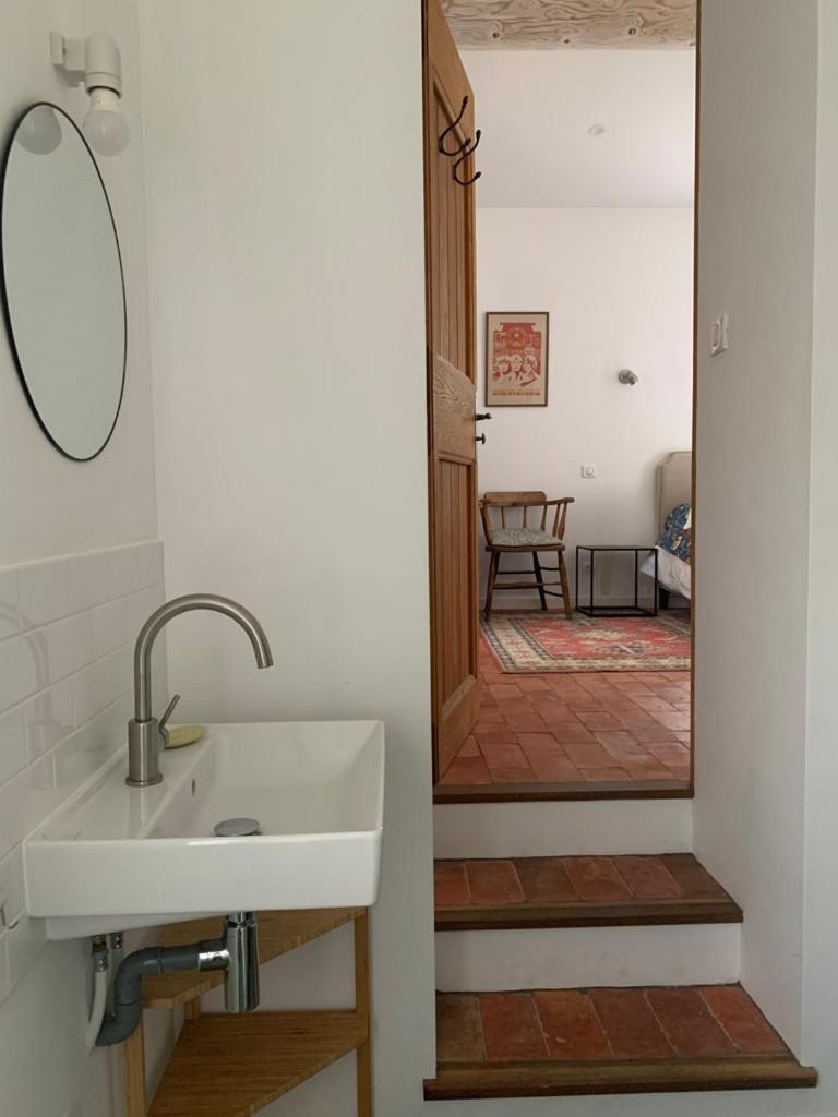 Montjustin Bergerie Bed & Breakfast エクステリア 写真